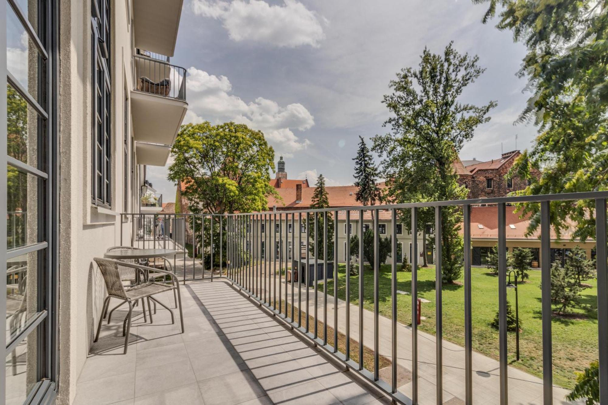 Rentplanet - Bulwar Staromiejski Wroclaw Bagian luar foto